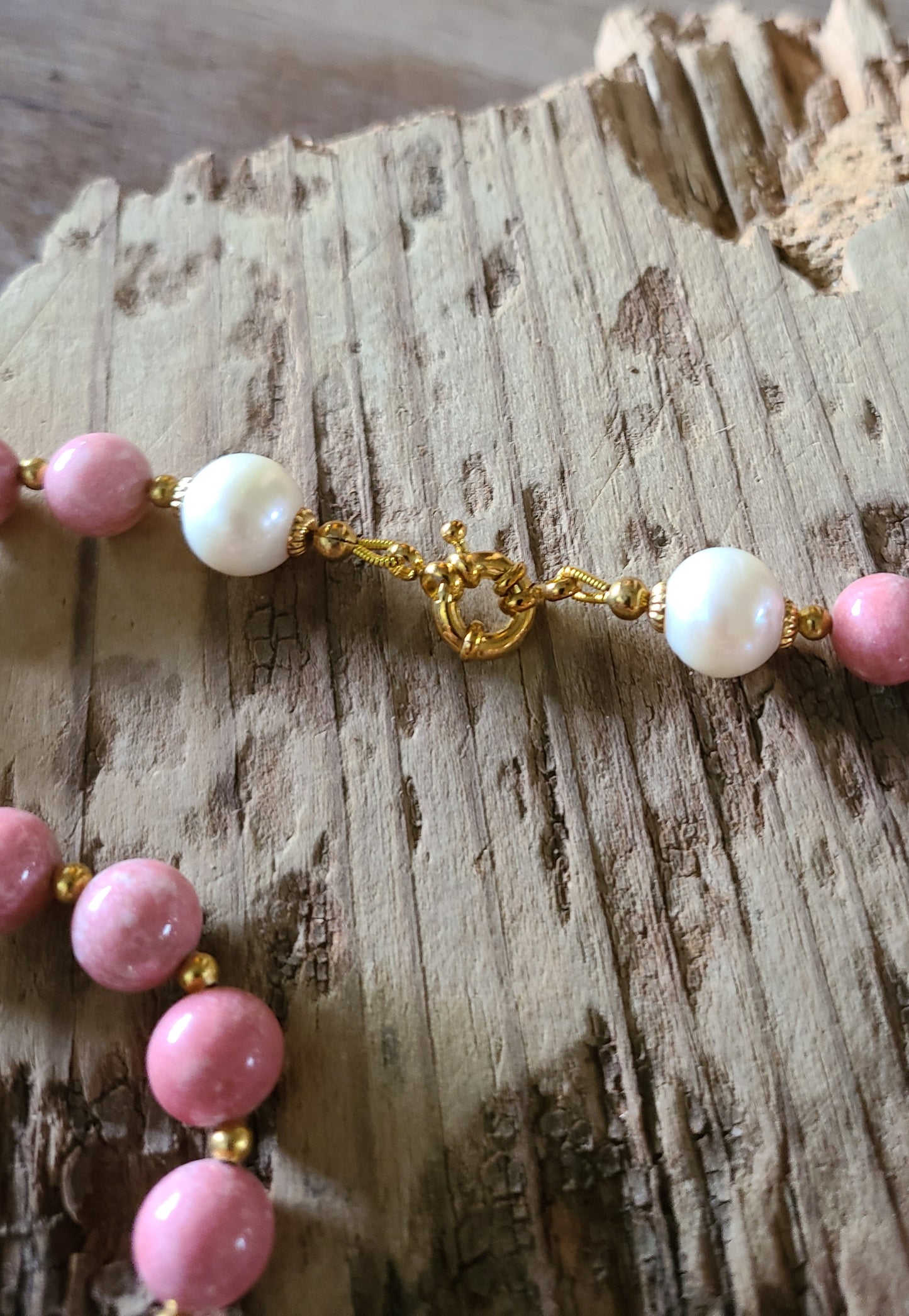 Thulite & Pearl Necklace - JNTPG101